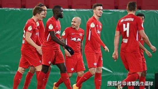 德甲法兰克福补时争议绝杀莱比锡 终结对手三连胜登顶引热议
